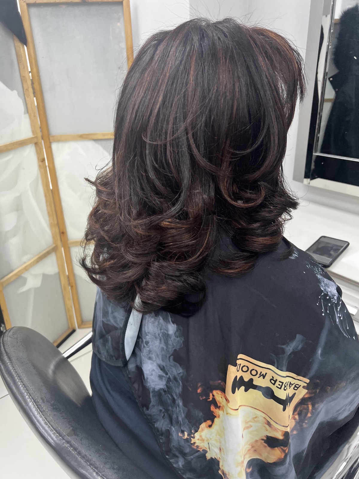 Emma’s Nw6 Unisex Hair and Beauty Salon ltd in Kilburn London
